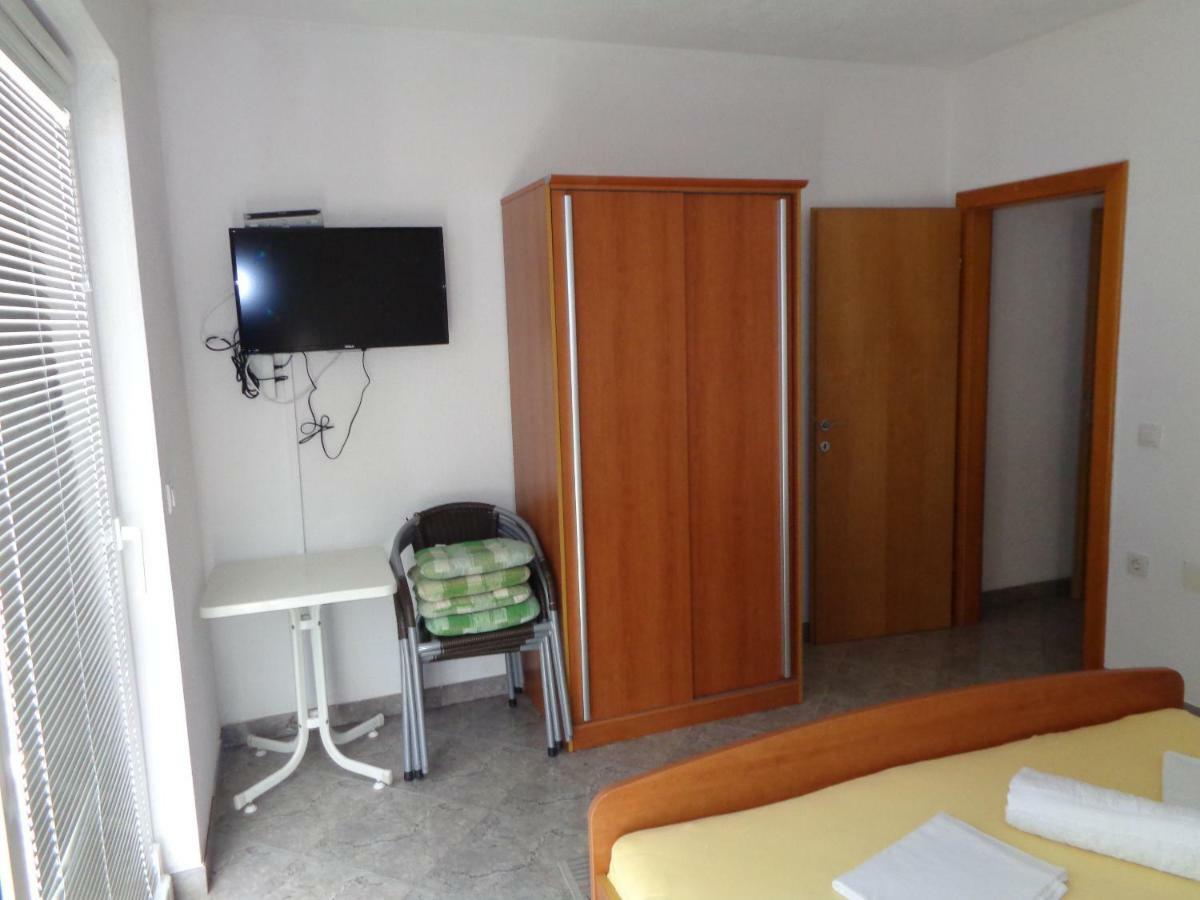 Rados Apartment Lokva Rogoznica