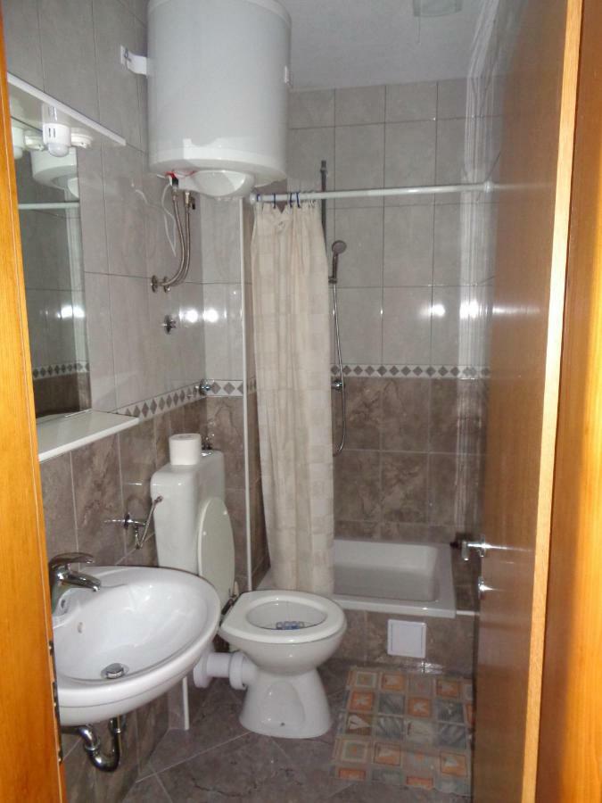 Rados Apartment *