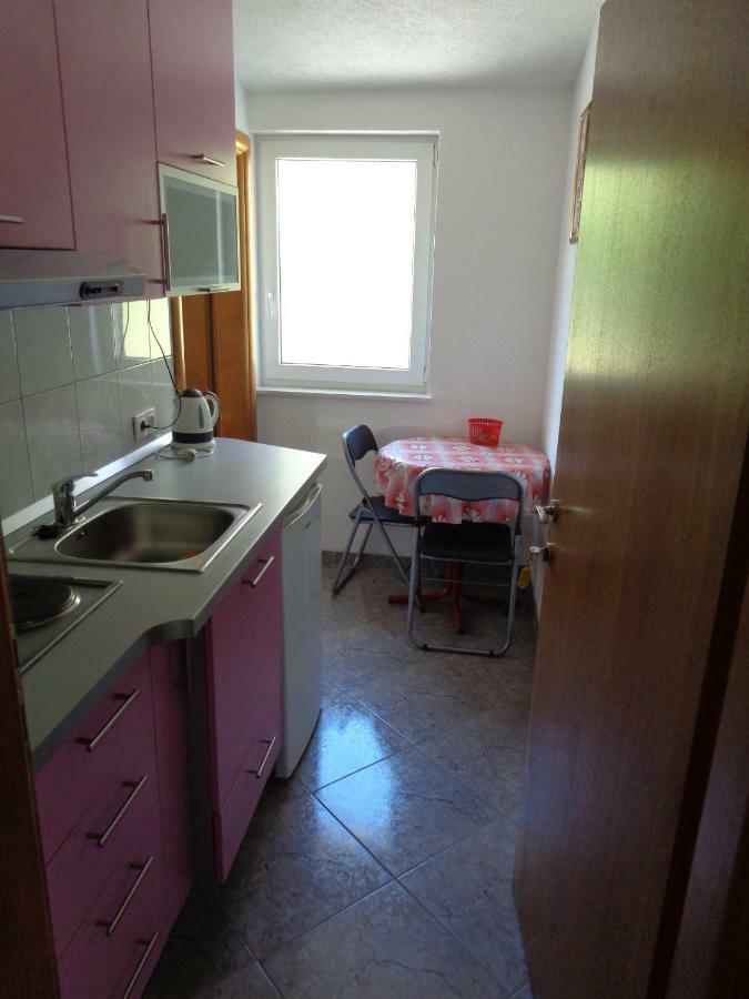 Apartment Rados *