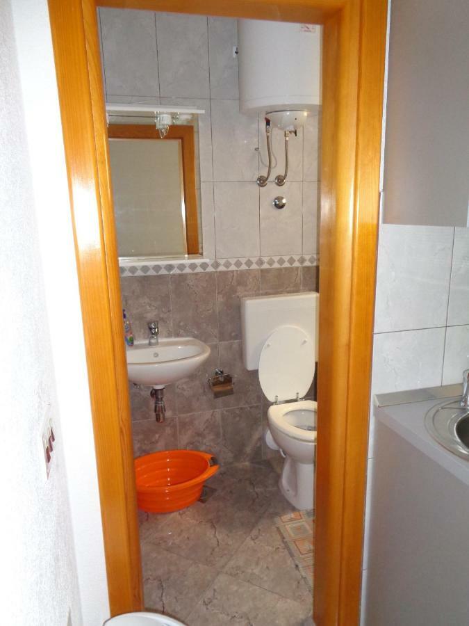 Rados * Lokva Rogoznica